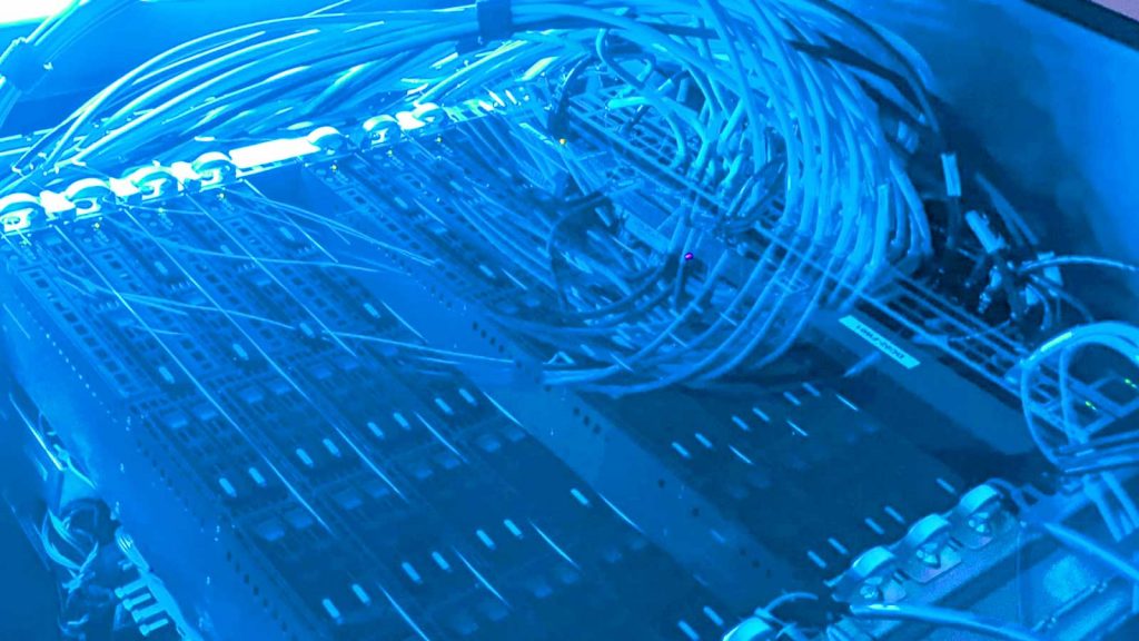 liquid immersion cooling benefits peasoup cloud